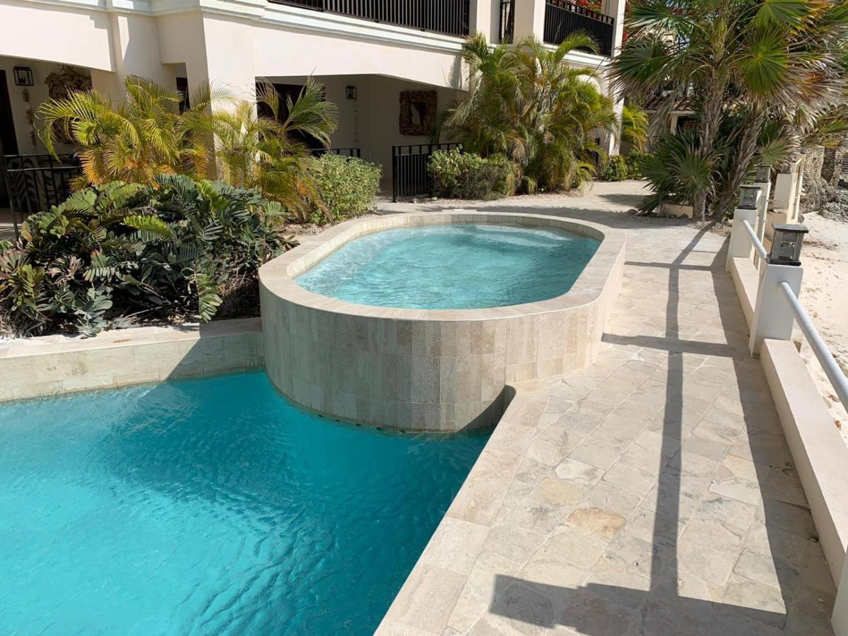 Bellevue Beach Apartment 5 克拉伦代克 外观 照片