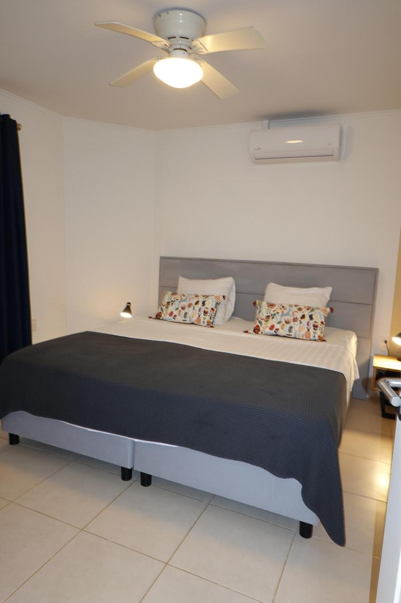 Bellevue Beach Apartment 5 克拉伦代克 外观 照片